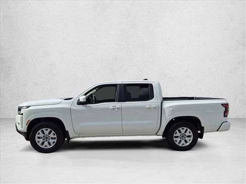 Used 2022 Nissan Frontier SV RWD image 8