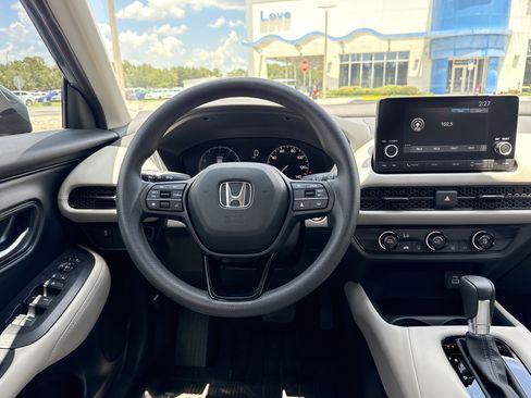 Certified 2025 Honda HR-V LX image 20
