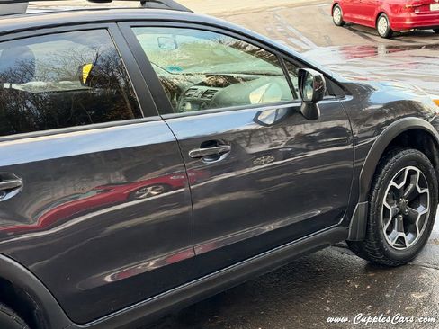 Used 2013 Subaru Crosstrek 2.0i Premium image 37