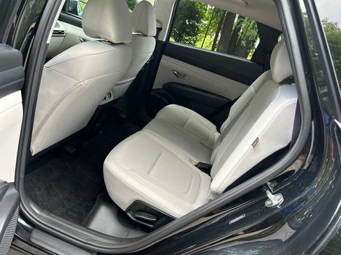 Used 2025 Hyundai Tucson SEL FWD image 27