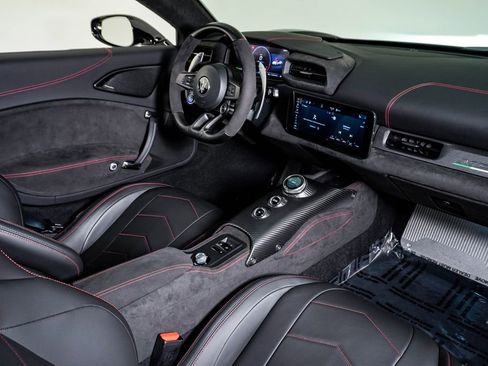 Certified 2023 Maserati MC20 Coupe RWD image 17