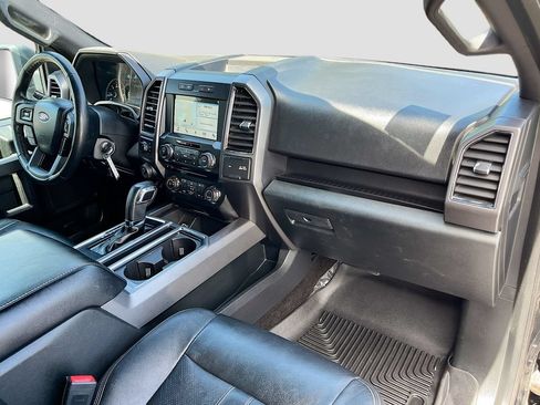Used 2018 Ford F150 XLT w/ Equipment Group 302A Luxury AWD/4WD image 29