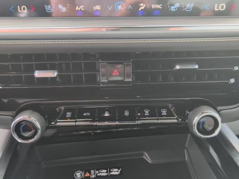 New 2025 Chevrolet Tahoe Premier image 25