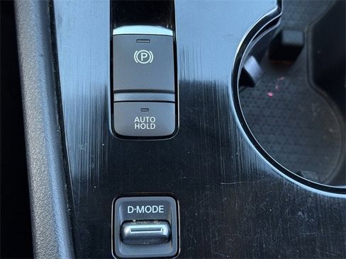 Used 2023 Nissan Rogue SV image 20