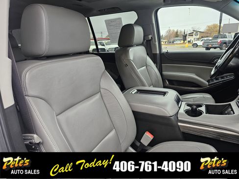 Used 2020 Chevrolet Suburban LT image 18