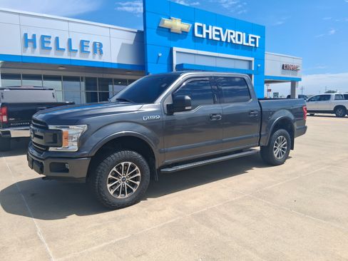 Used 2019 Ford F150 XLT w/ Equipment Group 302A Luxury AWD/4WD image 3