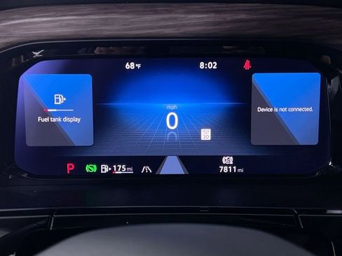 Used 2025 Volkswagen Atlas SEL image 15