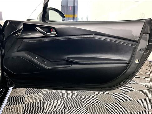 Used 2020 MAZDA MX-5 Miata RF Grand Touring RWD image 20