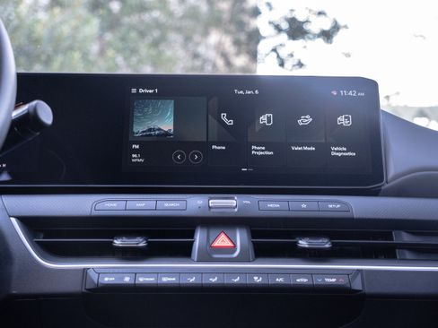 New 2025 Kia K4 LXS image 18