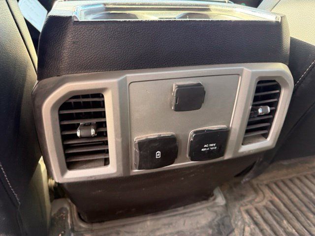 Used 2020 Ford F350 Lariat w/ Lariat Value Package AWD/4WD image 15