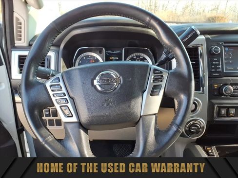 Used 2017 Nissan Titan SV image 20