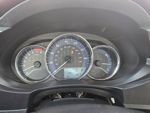 Used 2015 Toyota Corolla LE image 18