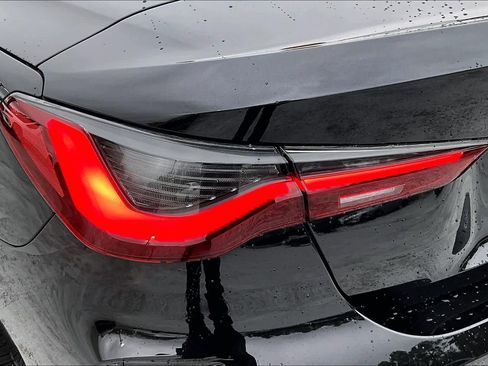 Used 2021 BMW M440i Convertible w/ Premium Package image 25