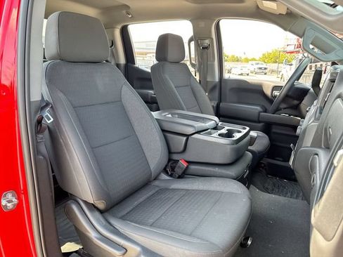 Used 2022 Chevrolet Silverado 1500 Custom Trail Boss AWD/4WD image 23