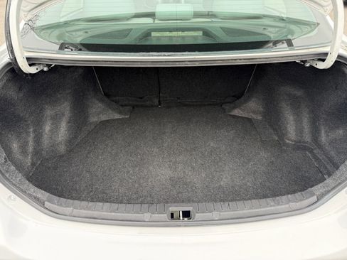 Used 2013 Toyota Corolla L image 10