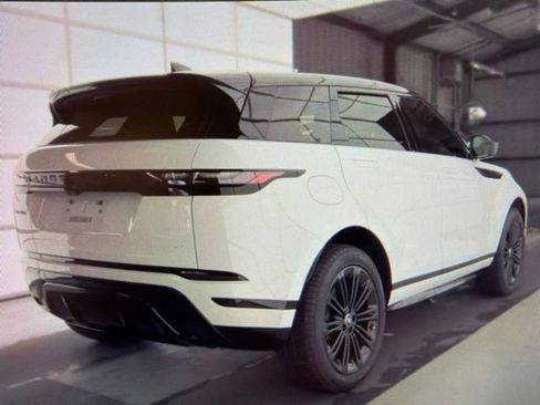 Used 2024 Land Rover Range Rover Evoque Dynamic SE AWD/4WD image 3
