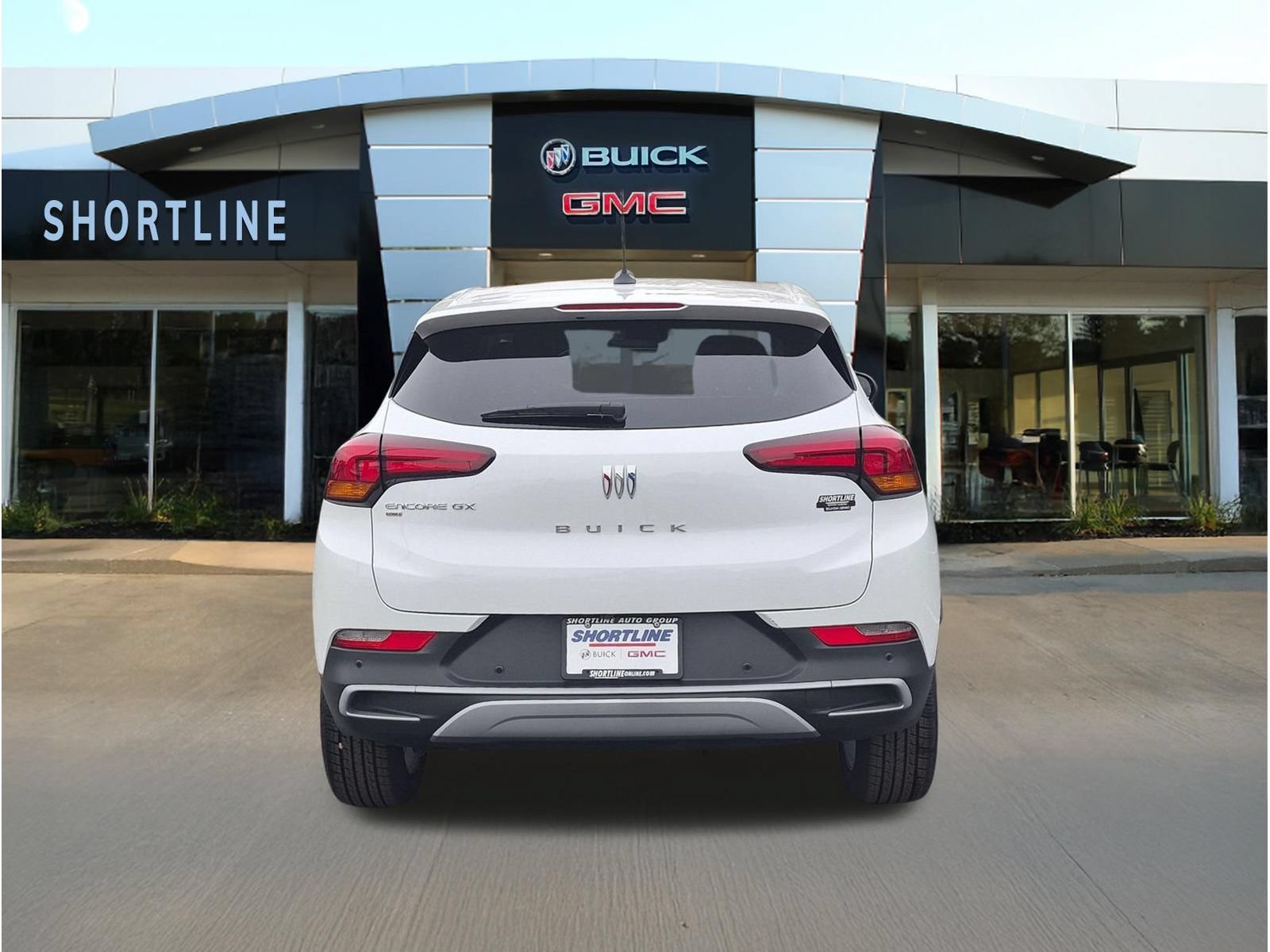 Used 2024 Buick Encore GX Preferred w/ Advanced Technology Package AWD/4WD image 4