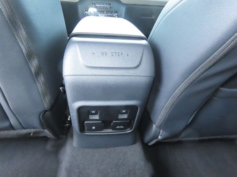 Used 2023 Ford Bronco Wildtrak AWD/4WD image 21