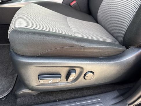 Used 2024 Toyota 4Runner SR5 RWD image 37