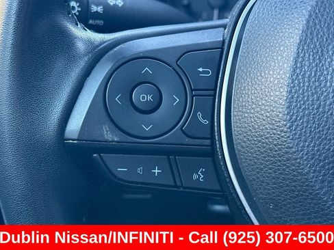 Used 2024 Toyota Corolla SE w/ SE Premium Package FWD image 36