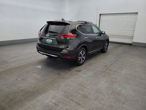 Used 2017 Nissan Rogue SL w/ SL Premium Package FWD image 9