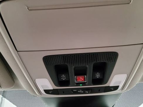 New 2026 Honda Pilot Touring image 28