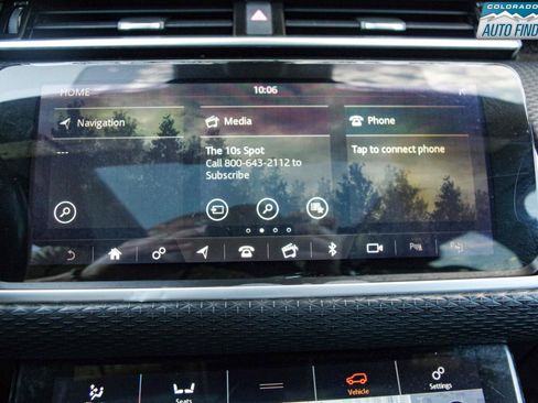Used 2019 Land Rover Range Rover Velar R-Dynamic SE AWD/4WD image 20