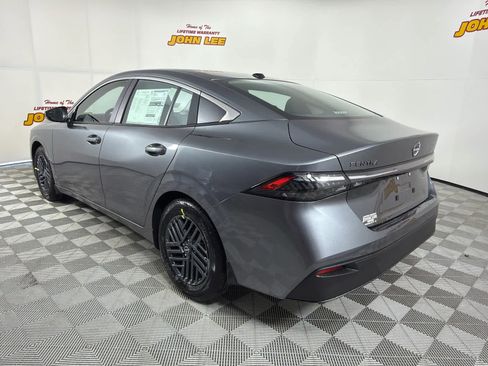 New 2026 Nissan Sentra SV w/ SV Convenience Package image 3