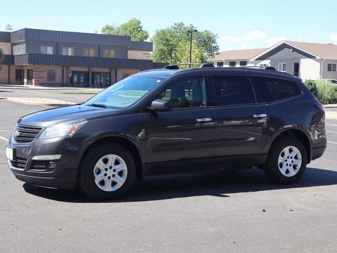Used 2016 Chevrolet Traverse LS AWD/4WD image 10