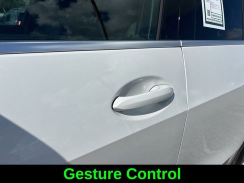 Used 2024 BMW X5 xDrive40i image 24