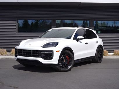 Used 2025 Porsche Cayenne GTS