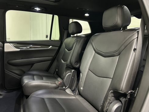 Used 2020 Cadillac XT6 Sport AWD/4WD image 31