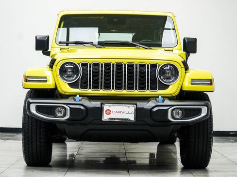 Used 2024 Jeep Wrangler Unlimited Sahara AWD/4WD image 8