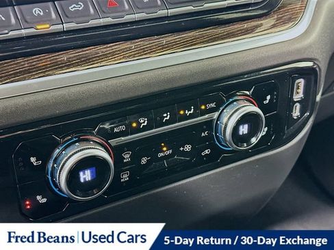 Used 2022 GMC Sierra 1500 Elevation image 18