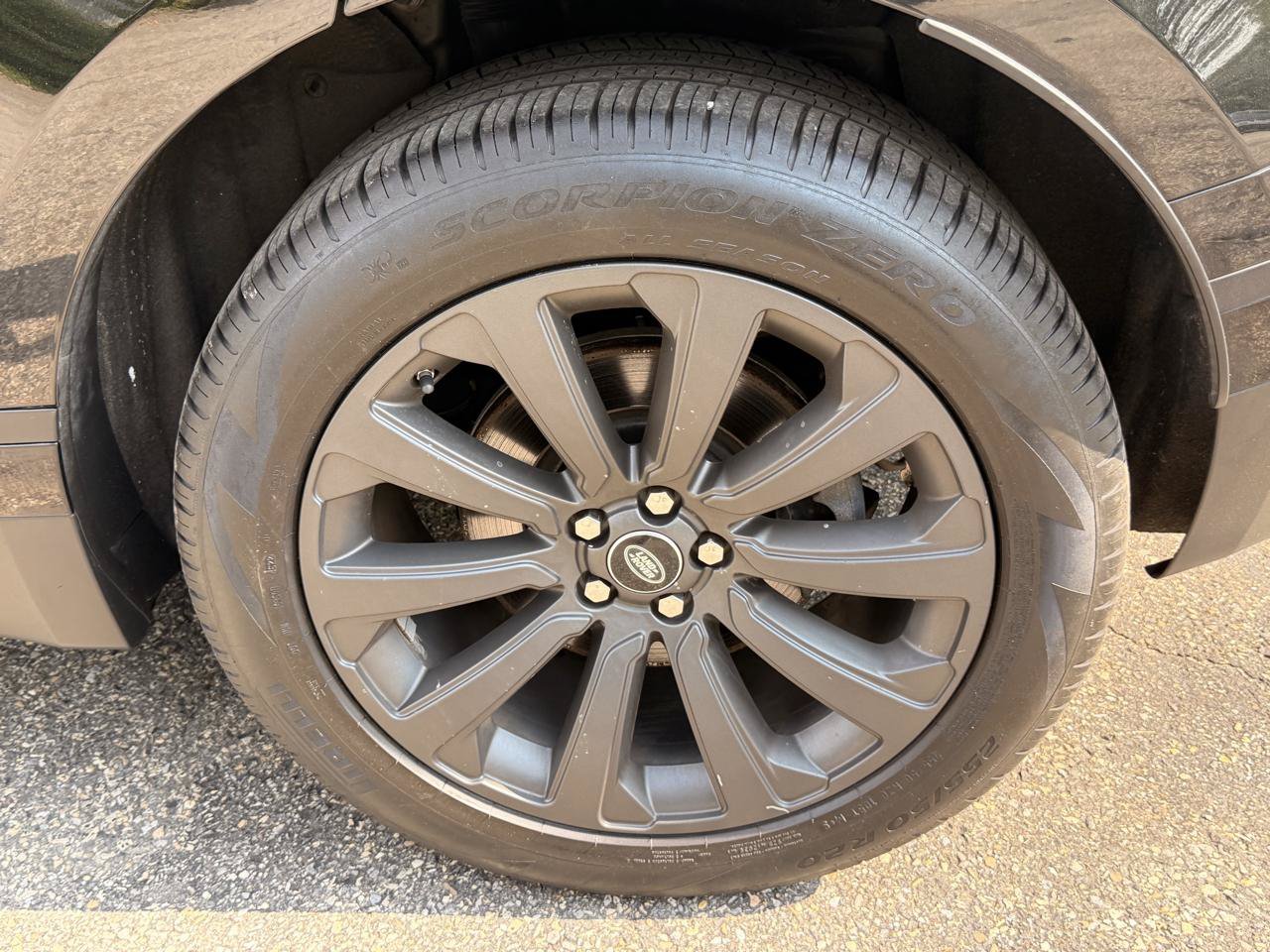 Used 2019 Land Rover Range Rover Velar S AWD/4WD image 19