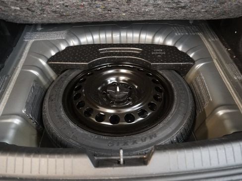 Used 2023 Chevrolet Malibu LT w/ LPO, Floor Liner Package FWD image 10