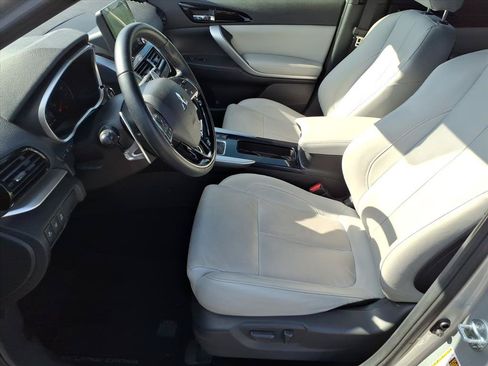 Used 2025 Mitsubishi Eclipse Cross SEL AWD/4WD image 12