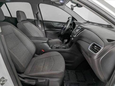 Used 2022 Chevrolet Equinox LT FWD image 23