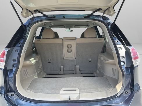 Used 2014 Nissan Rogue S FWD image 23