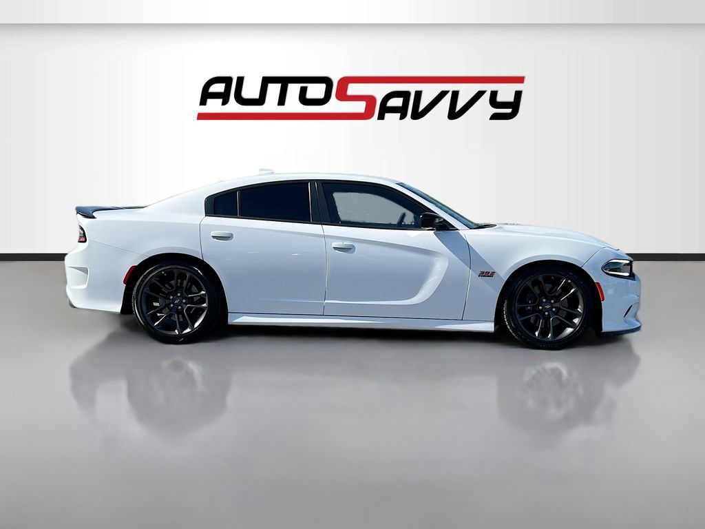 Used 2023 Dodge Charger Scat Pack w/ Navigation & Travel Group RWD image 8