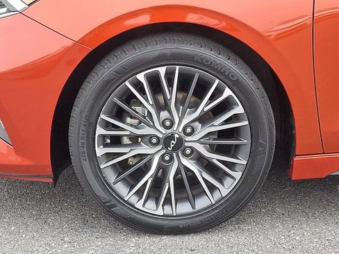 Used 2022 Kia Forte GT-Line w/ GT-Line Premium Package image 8