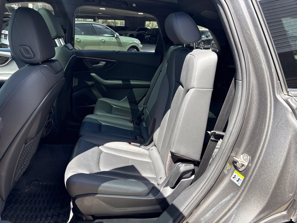 Used 2021 Audi Q7 2.0T Premium Plus w/ Executive Package AWD/4WD image 14
