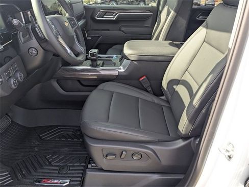 New 2026 Chevrolet Silverado 1500 LTZ w/ LTZ Premium Package image 12