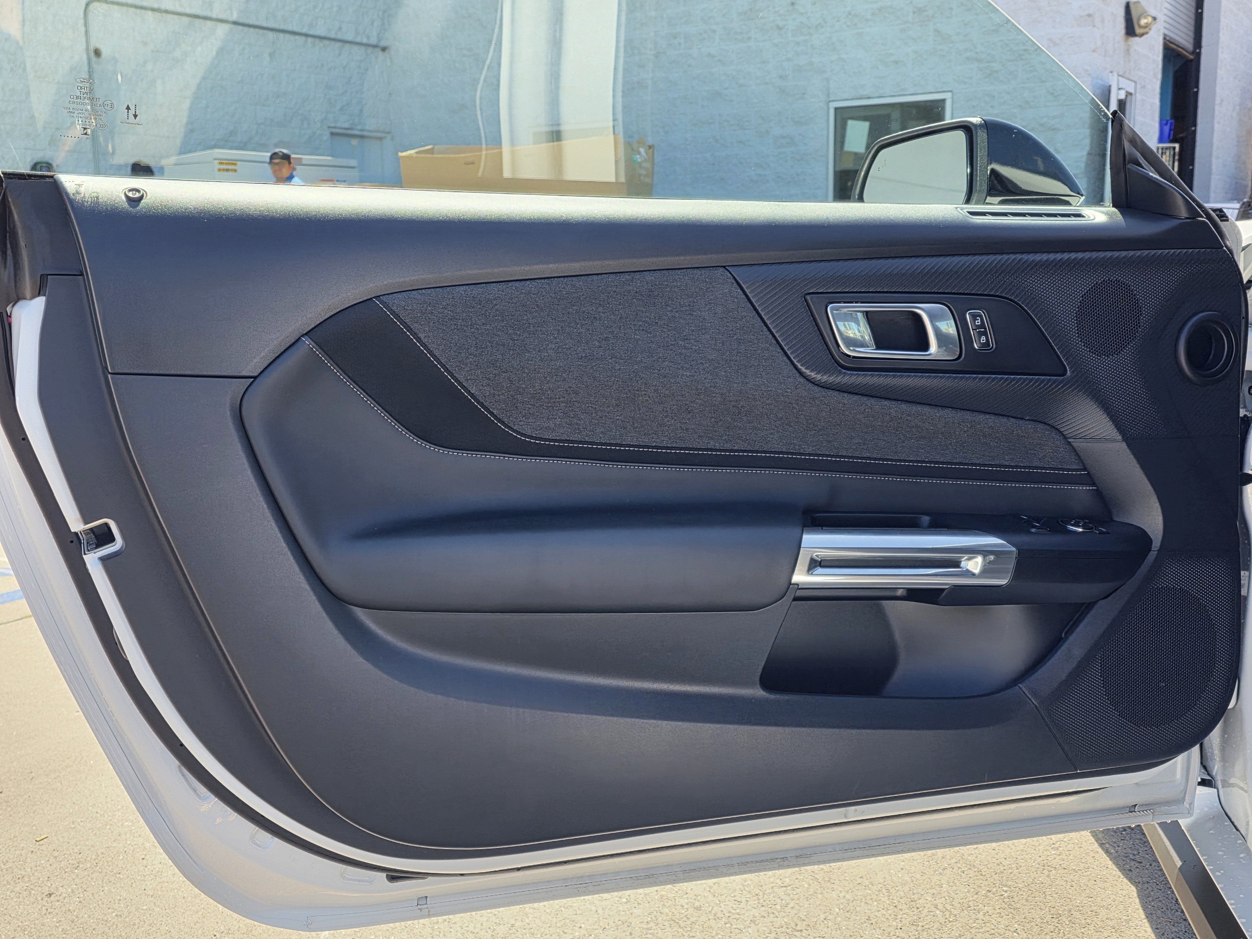 Used 2025 Ford Mustang Coupe RWD image 11