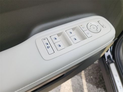 New 2025 Hyundai Santa Fe Calligraphy image 16