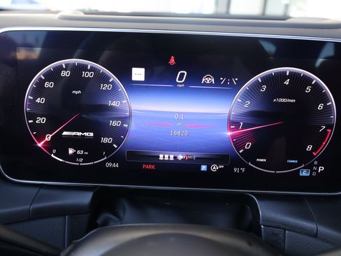 Certified 2024 Mercedes-Benz GLC 43 AMG 4MATIC image 32