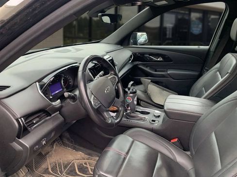 Used 2022 Chevrolet Traverse RS AWD/4WD image 32
