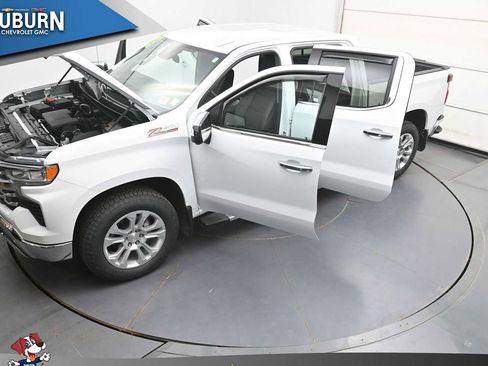 Used 2023 Chevrolet Silverado 1500 LTZ AWD/4WD image 37