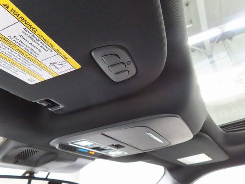 Used 2025 Ford F150 Lariat w/ Equipment Group 502A High image 25