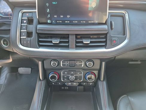 Used 2022 Chevrolet Suburban RST w/ Luxury Package RWD image 39